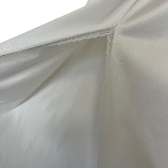 Vanity Fair | Vintage White Skirt Half Long Slip Slit Lace Trim Size Medium 27” - Picture 6 of 7